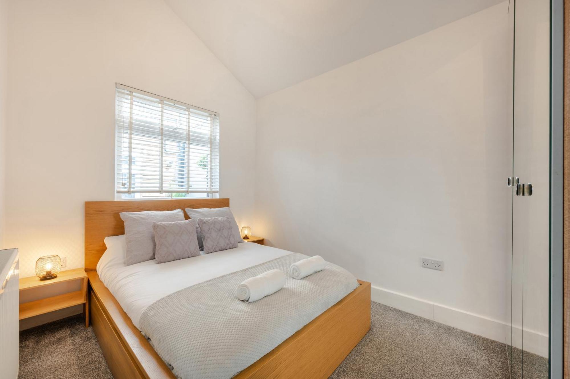 Stylish Two Bedroom Apartment By Central London With Garden Exterior foto