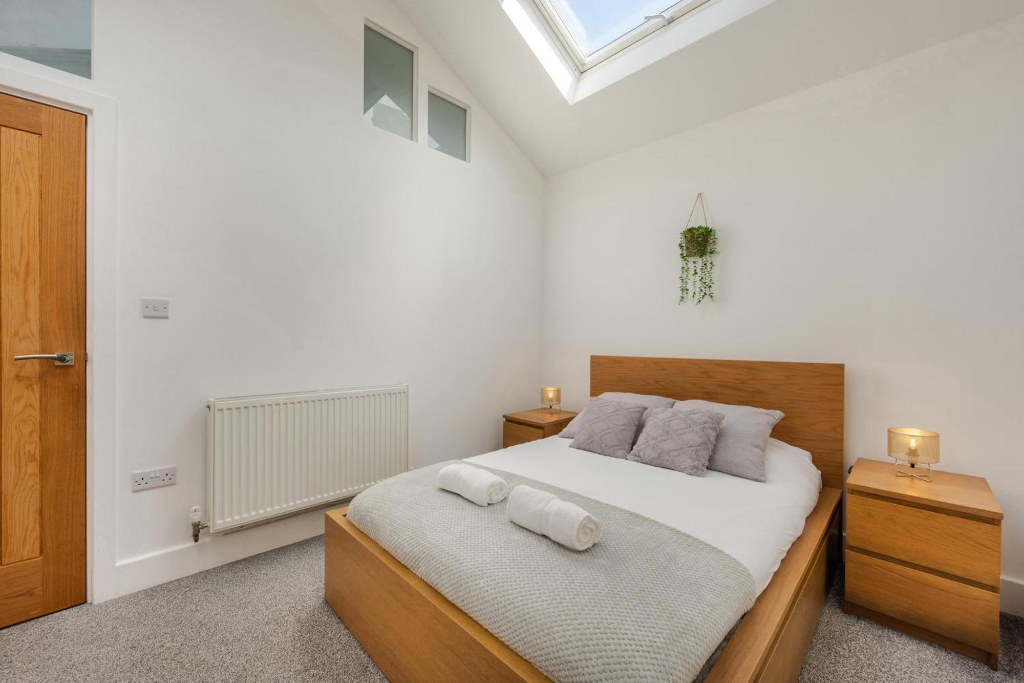 Stylish Two Bedroom Apartment By Central London With Garden Exterior foto
